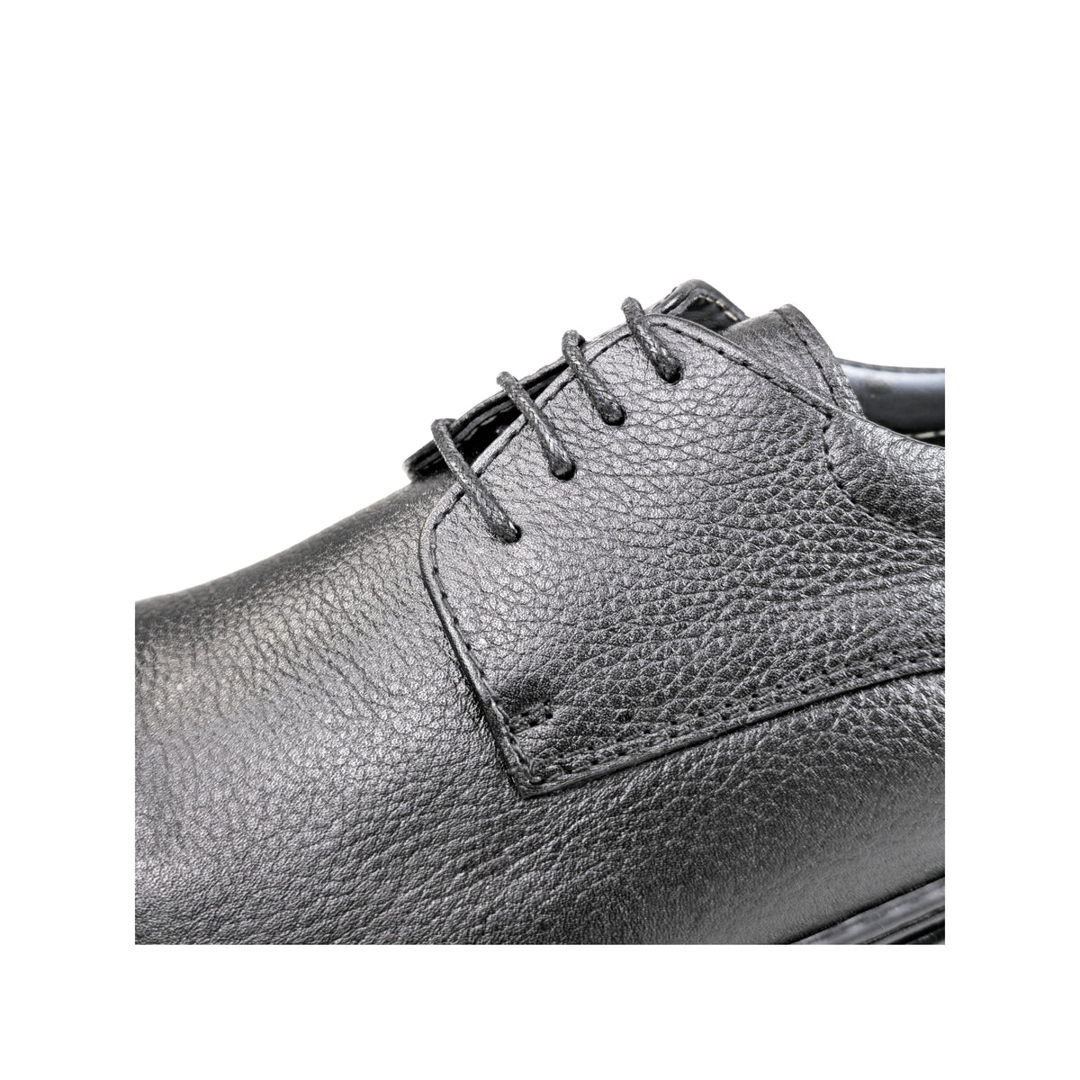 0557 chaussure Richelieu homme en cuir noir