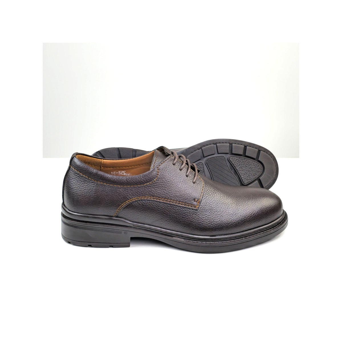 0557 chaussure Richelieu homme en cuir marron