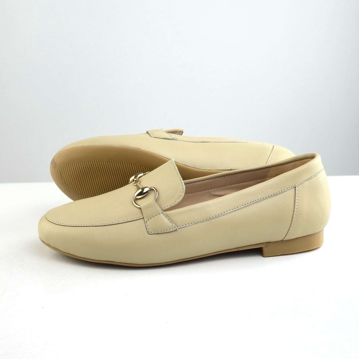 Chaussure Femme en Cuir BeigeIOP