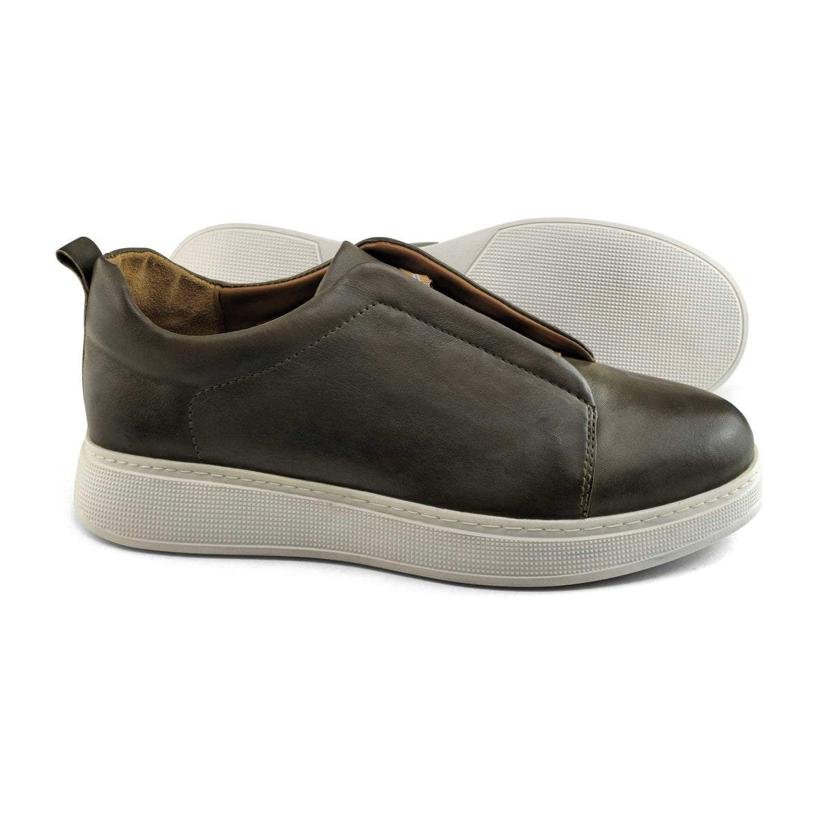 Sneaker Homme en Cuir 900
