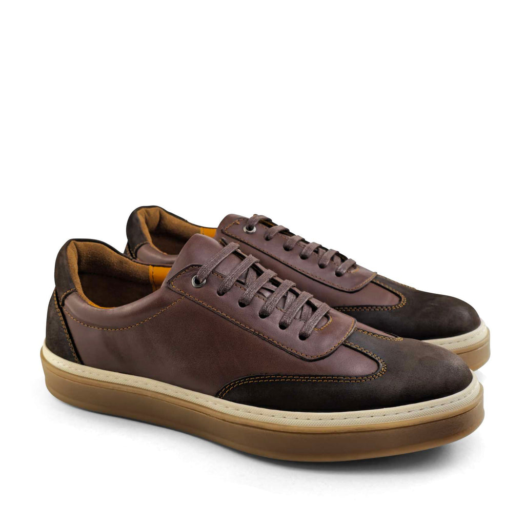 Sneaker Homme en Cuir Marron JK