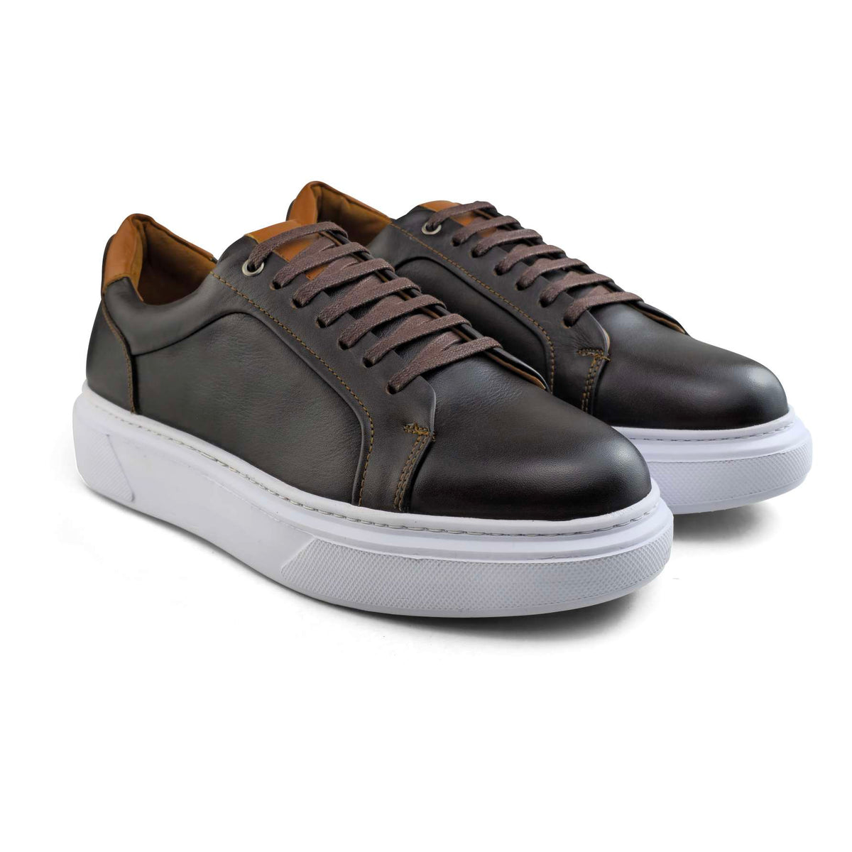 Sneaker Homme en Cuir Noir22