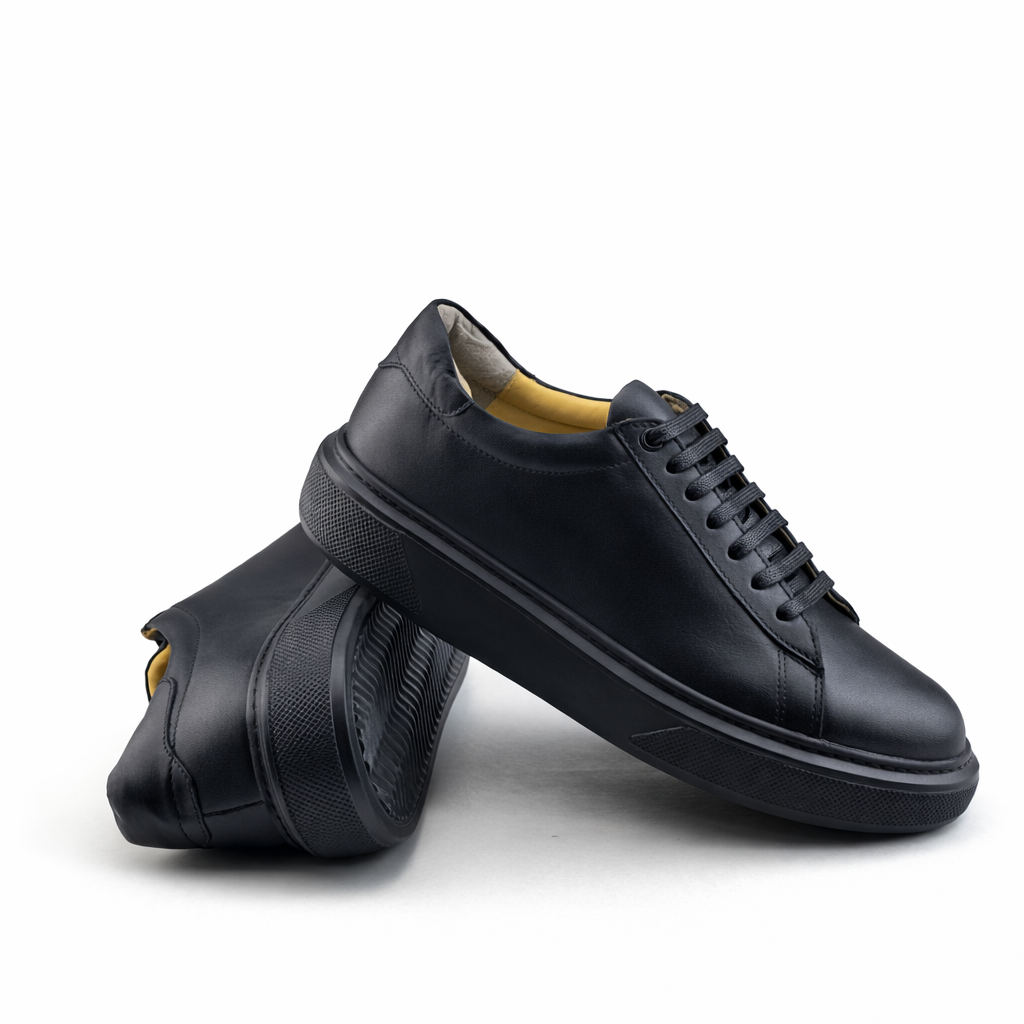 Sneaker Homme en Cuir Noir 890