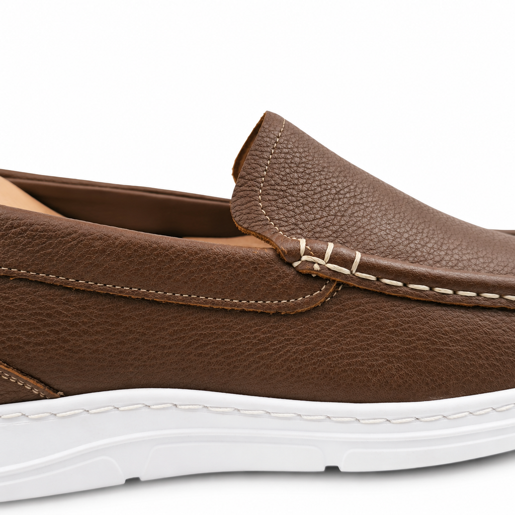 082 Mocassin confort homme en cuir tabac