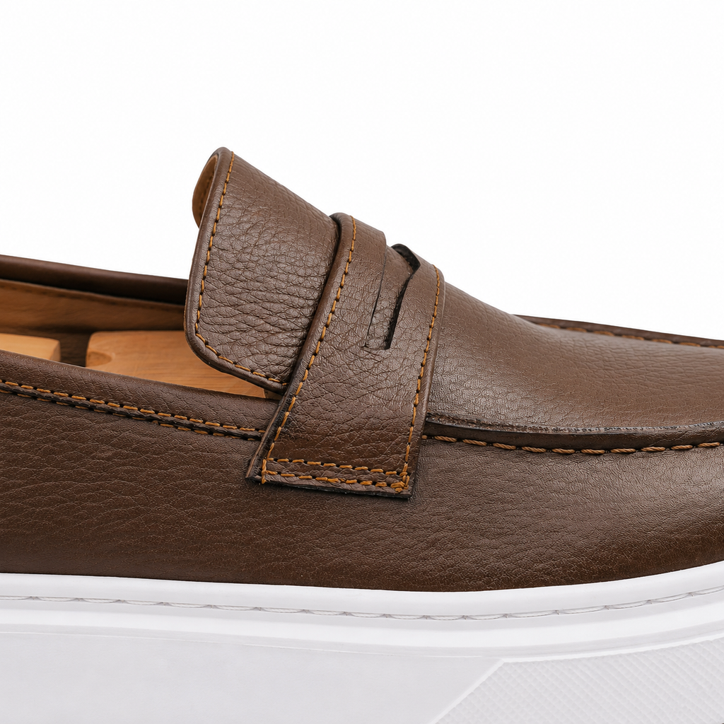 054 chaussure homme confort en cuir marron caramel
