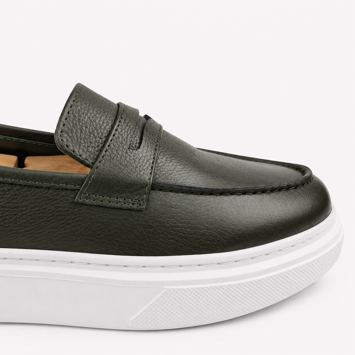 054 chaussure homme confort en cuir kaki