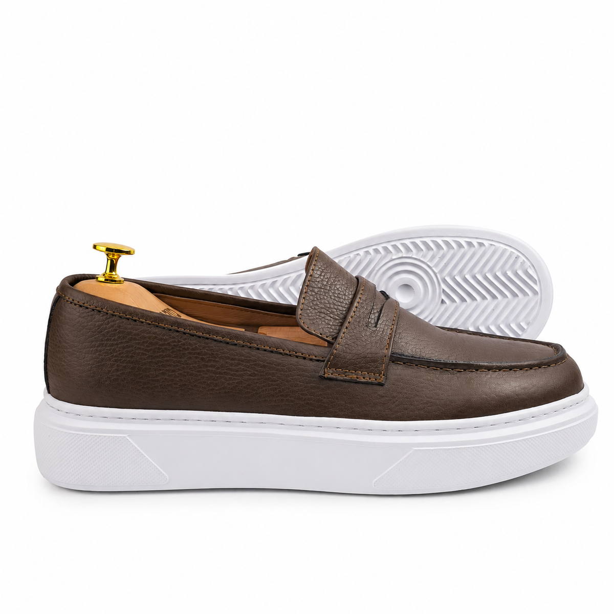 054 chaussure homme confort en cuir marron caramel